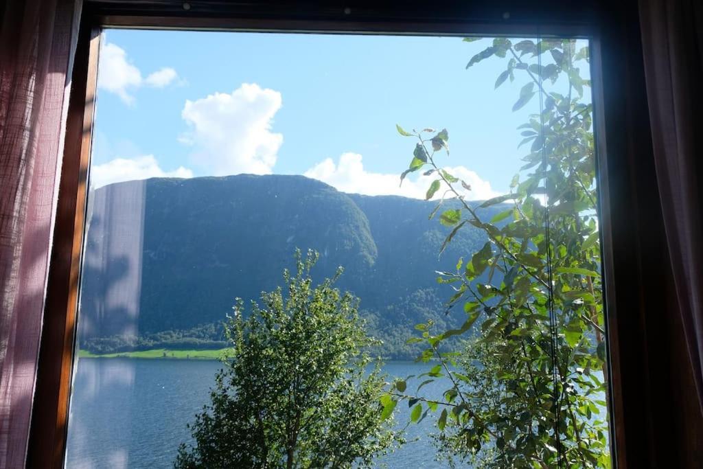 Apartment With Lake View In Jolster Ardal  Екстер'єр фото