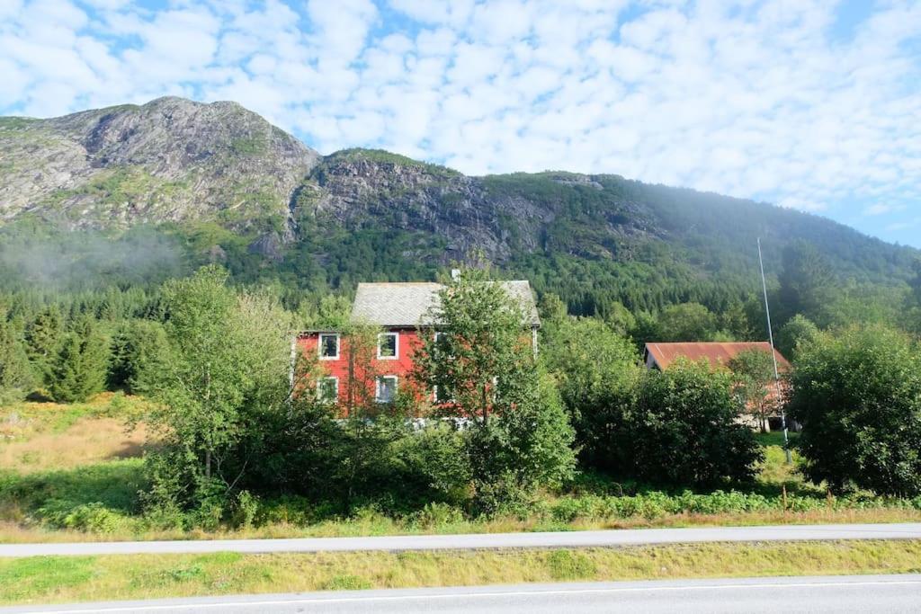 Apartment With Lake View In Jolster Ardal  Екстер'єр фото