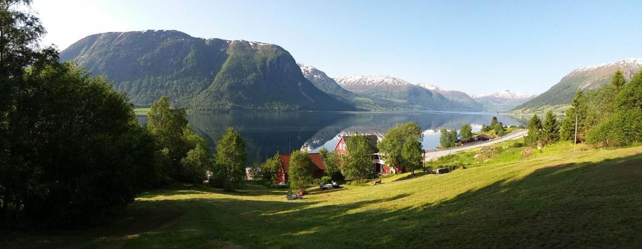 Apartment With Lake View In Jolster Ardal  Екстер'єр фото